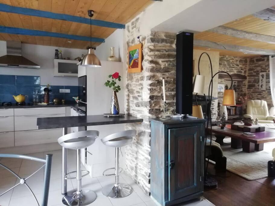 maison piscine privée proche de Rodez Cassagnes-Bégonhès Extérieur photo