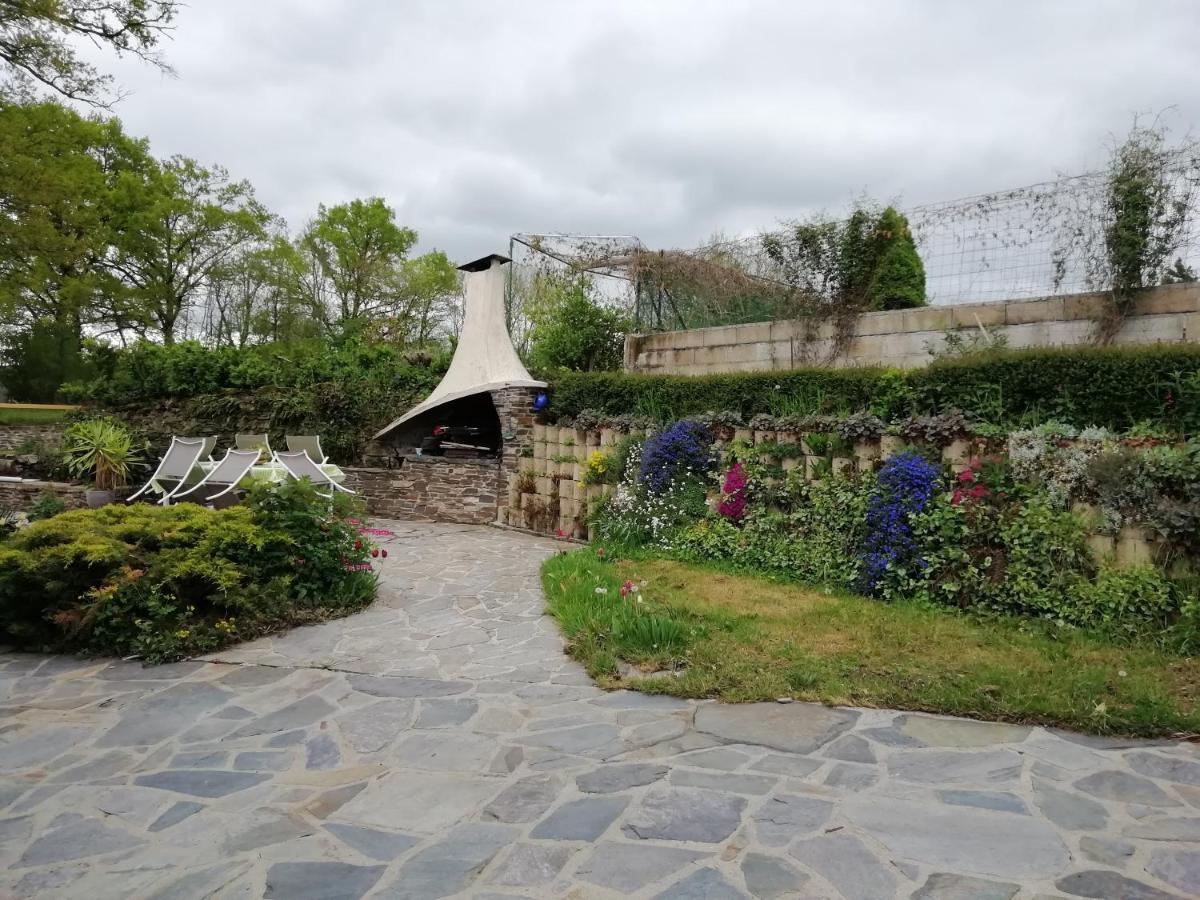 maison piscine privée proche de Rodez Cassagnes-Bégonhès Extérieur photo